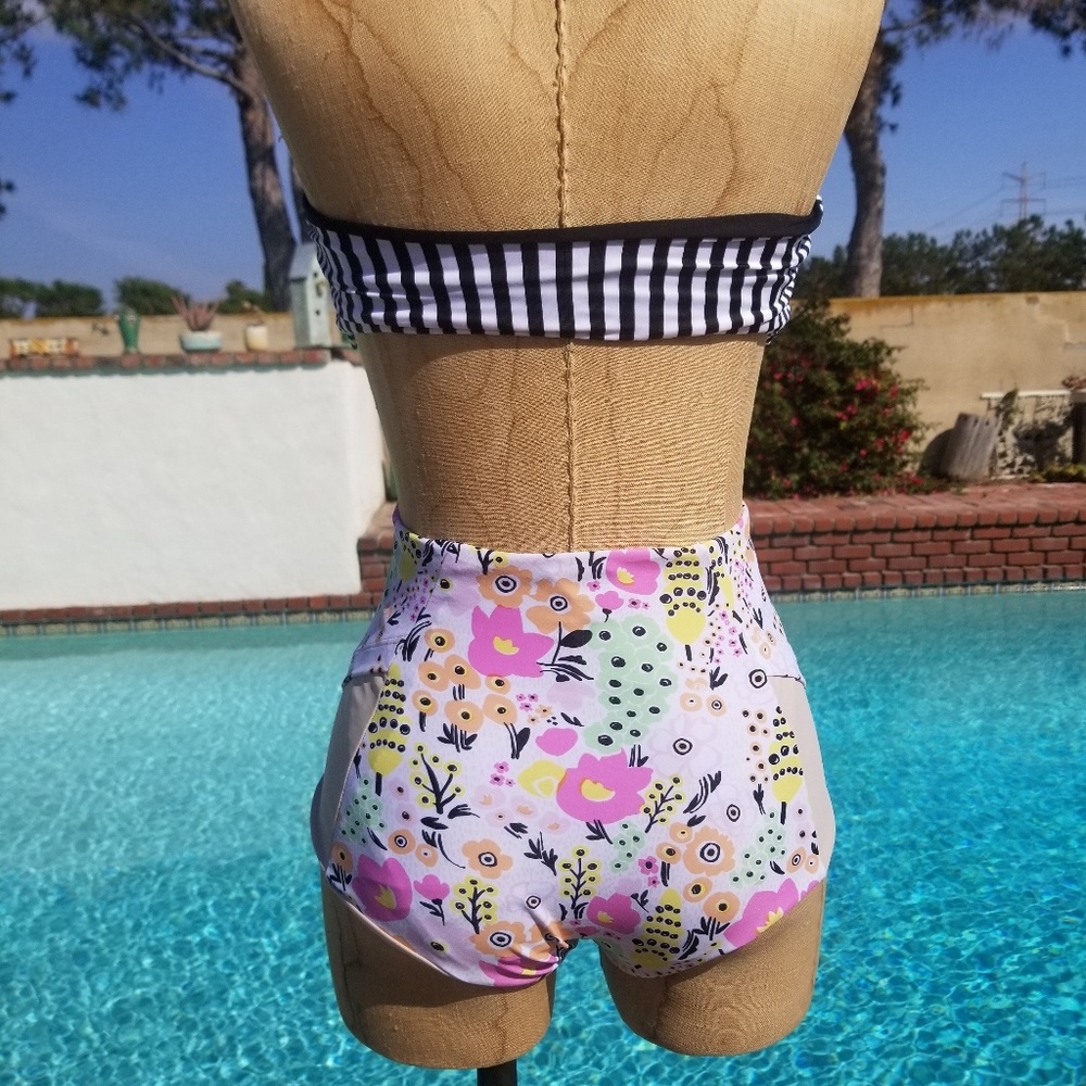New! Lolli Striped Bandeau - Picture 4 of 6